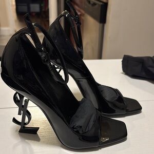 Saint Laurent Black Women's Heels